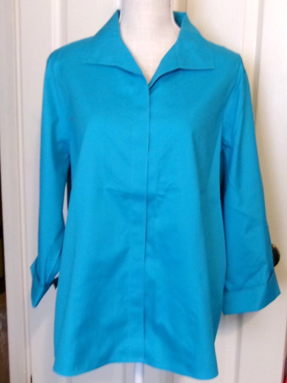 CHICO'S Beautiful Blue 100% Cotton No-Iron Blouse  Size 3 (16/18)